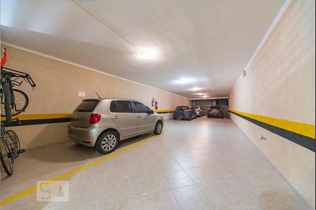 Apartamento à venda com 220m², 3 quartos e 2 vagas Apartamento à venda com 220m², 3 quartos e 2 vagasGaragem