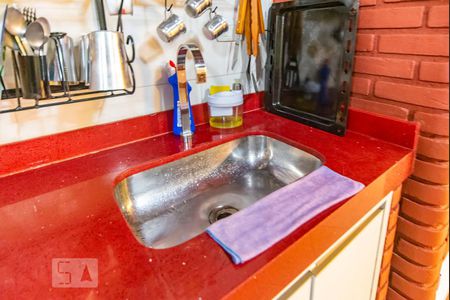 Apartamento à venda com 220m², 3 quartos e 2 vagas Apartamento à venda com 220m², 3 quartos e 2 vagasPia