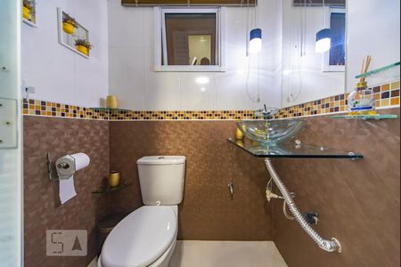 Apartamento à venda com 220m², 3 quartos e 2 vagas Apartamento à venda com 220m², 3 quartos e 2 vagasLavabo da Cobertura