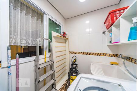 Apartamento à venda com 220m², 3 quartos e 2 vagas Apartamento à venda com 220m², 3 quartos e 2 vagasÁrea de Serviço