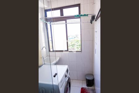 Apartamento à venda com 56m², 2 quartos e 1 vaga Apartamento à venda com 56m², 2 quartos e 1 vagaÁrea de Serviço