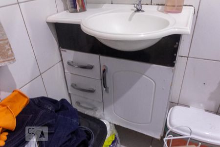 Casa à venda com 158m², 5 quartos e 3 vagasBanheiro 1