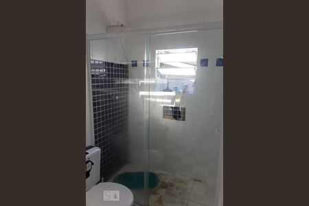 Casa à venda com 158m², 5 quartos e 3 vagasBanheiro Serviço