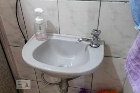 Casa à venda com 158m², 5 quartos e 3 vagasBanheiro 2