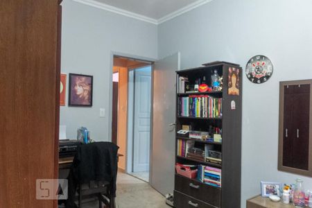 Casa à venda com 158m², 5 quartos e 3 vagasQuarto 2