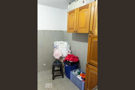 Casa à venda com 158m², 5 quartos e 3 vagasLavanderia