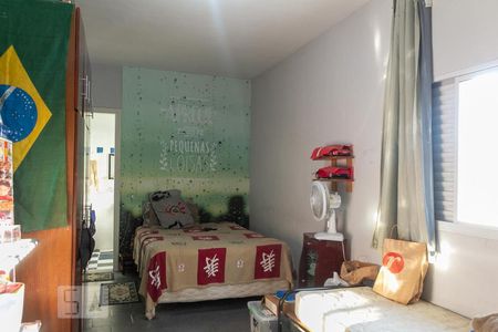 Casa à venda com 158m², 5 quartos e 3 vagasQuarto Serviço