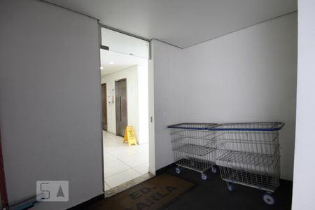 Apartamento à venda com 70m², 2 quartos e sem vagaHall de entrada