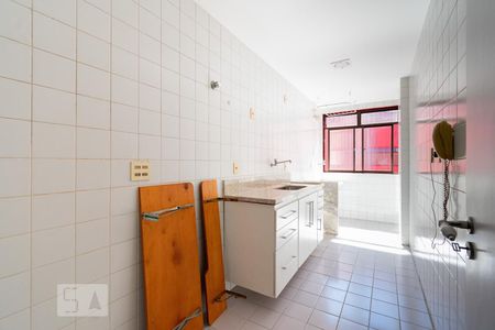 Apartamento à venda com 75m², 3 quartos e 1 vagaCozinha e Área de Serviço