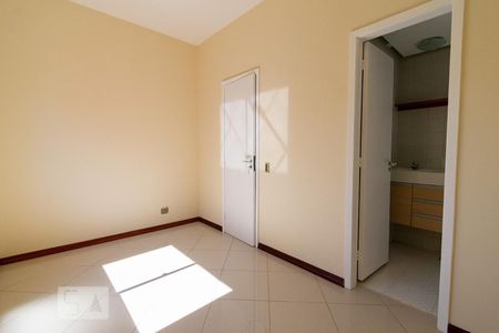 Apartamento à venda com 75m², 3 quartos e 1 vagaSuíte