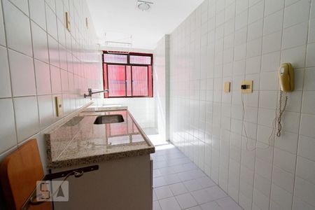 Apartamento à venda com 75m², 3 quartos e 1 vagaCozinha e Área de Serviço