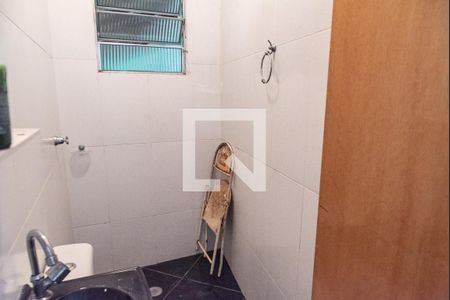 Casa à venda com 150m², 4 quartos e 8 vagasBanheiro da suíte 2