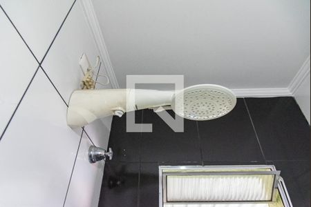 Casa à venda com 150m², 4 quartos e 8 vagasChuveiro