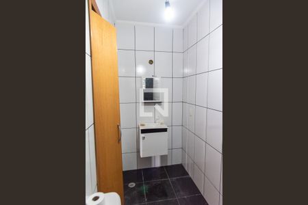 Casa à venda com 150m², 4 quartos e 8 vagasBanheiro da suíte 3