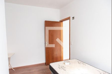 Casa à venda com 150m², 4 quartos e 8 vagasSuíte 2