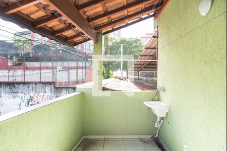 Casa à venda com 150m², 4 quartos e 8 vagasVaranda