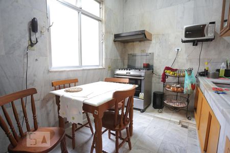 Apartamento à venda com 360m², 4 quartos e 2 vagasCozinha