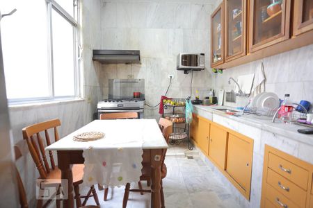 Apartamento à venda com 360m², 4 quartos e 2 vagasCozinha