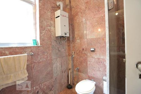 Apartamento à venda com 360m², 4 quartos e 2 vagasBanheiro 1