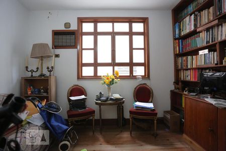 Apartamento à venda com 360m², 4 quartos e 2 vagasQuarto 5