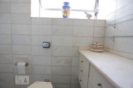 Apartamento à venda com 360m², 4 quartos e 2 vagasBanheiro 2