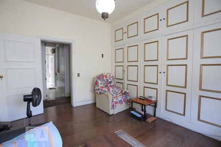 Apartamento à venda com 360m², 4 quartos e 2 vagasQuarto 2