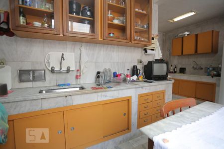 Apartamento à venda com 360m², 4 quartos e 2 vagasCozinha