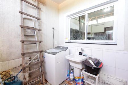 Casa à venda com 78m², 2 quartos e 2 vagas Casa à venda com 78m², 2 quartos e 2 vagasLavanderia