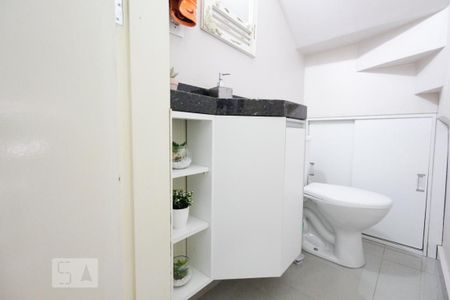 Casa à venda com 78m², 2 quartos e 2 vagas Casa à venda com 78m², 2 quartos e 2 vagasLavabo