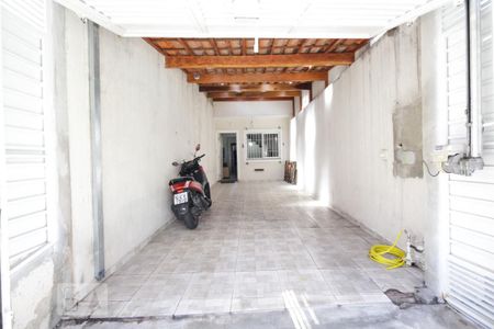 Casa à venda com 78m², 2 quartos e 2 vagas Casa à venda com 78m², 2 quartos e 2 vagasGaragem