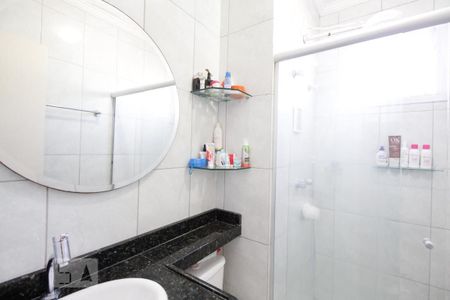 Casa à venda com 78m², 2 quartos e 2 vagas Casa à venda com 78m², 2 quartos e 2 vagasBanheiro