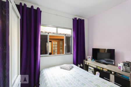 Casa à venda com 196m², 4 quartos e 1 vagaQuarto 2 (2º andar)