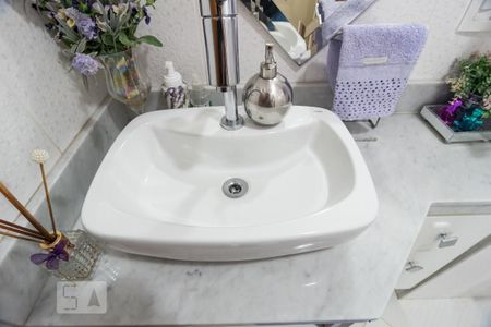 Casa à venda com 230m², 3 quartos e 3 vagas Casa à venda com 230m², 3 quartos e 3 vagasLavabo