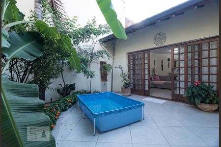 Casa à venda com 230m², 3 quartos e 3 vagas Casa à venda com 230m², 3 quartos e 3 vagasÁrea Comum