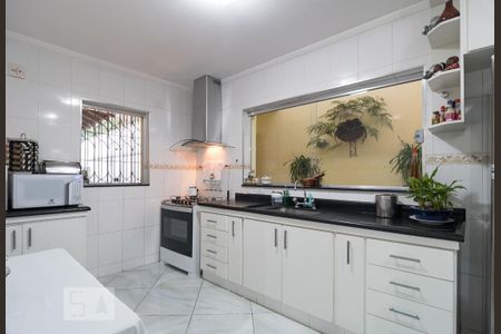 Casa à venda com 230m², 3 quartos e 3 vagas Casa à venda com 230m², 3 quartos e 3 vagasCozinha