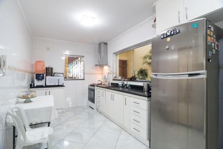 Casa à venda com 230m², 3 quartos e 3 vagas Casa à venda com 230m², 3 quartos e 3 vagasCozinha