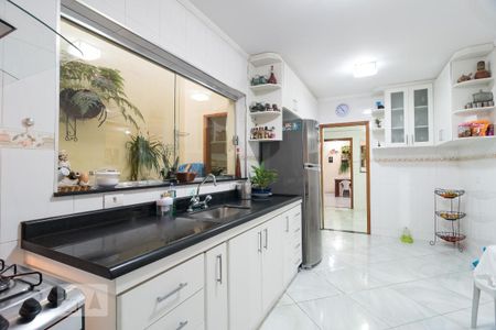 Casa à venda com 230m², 3 quartos e 3 vagas Casa à venda com 230m², 3 quartos e 3 vagasCozinha