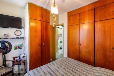 Apartamento à venda com 78m², 3 quartos e 2 vagasQuarto 2