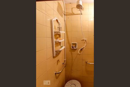 Apartamento à venda com 78m², 3 quartos e 2 vagasBanheiro de Serviço