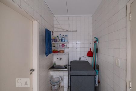 Casa à venda com 210m², 3 quartos e 2 vagasÁrea de serviço