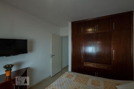 Casa à venda com 210m², 3 quartos e 2 vagasQuarto 2