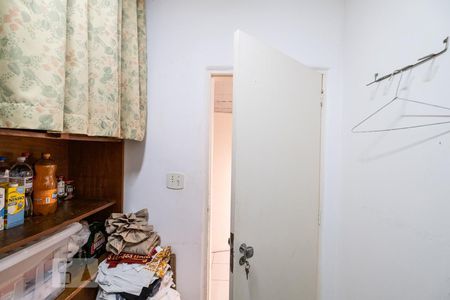 Casa à venda com 210m², 3 quartos e 2 vagasDepósito/ Quarto de serviço