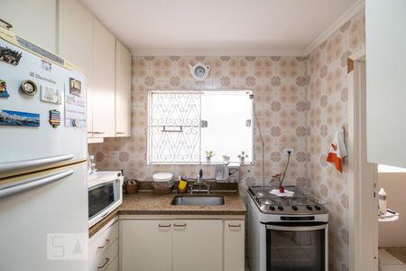 Casa à venda com 210m², 3 quartos e 2 vagasCozinha