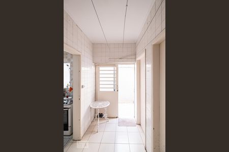 Casa à venda com 210m², 3 quartos e 2 vagasÁrea de serviço