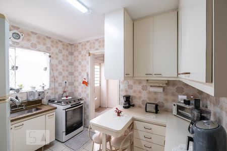 Casa à venda com 210m², 3 quartos e 2 vagasCozinha