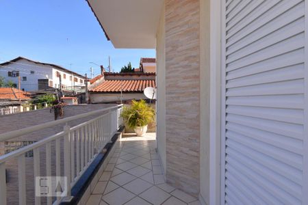 Casa à venda com 157m², 3 quartos e 3 vagas Casa à venda com 157m², 3 quartos e 3 vagasVaranda da Suíte 1