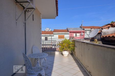 Casa à venda com 157m², 3 quartos e 3 vagas Casa à venda com 157m², 3 quartos e 3 vagasVaranda da Suíte 1