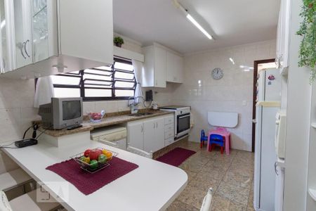Casa à venda com 217m², 3 quartos e 5 vagasCozinha