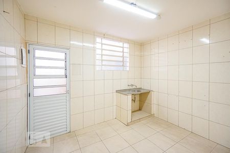 Cozinha de casa para alugar com 1 quarto, 55m² em Vila Carrão, São Paulo