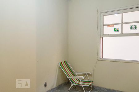 Casa à venda com 190m², 3 quartos e 2 vagas Casa à venda com 190m², 3 quartos e 2 vagasQuarto de Serviço